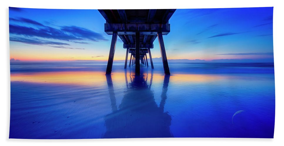 Ultramarinus - Beach Towel